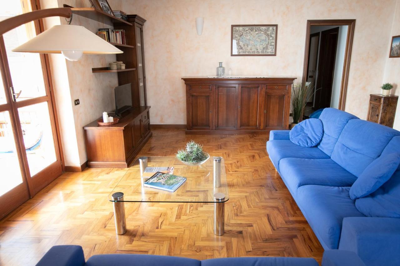 Iseolakerental - Casa Anita Riva di Solto Exterior photo